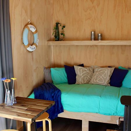 Cosy Tiny Container Cabin Carterton Exterior photo