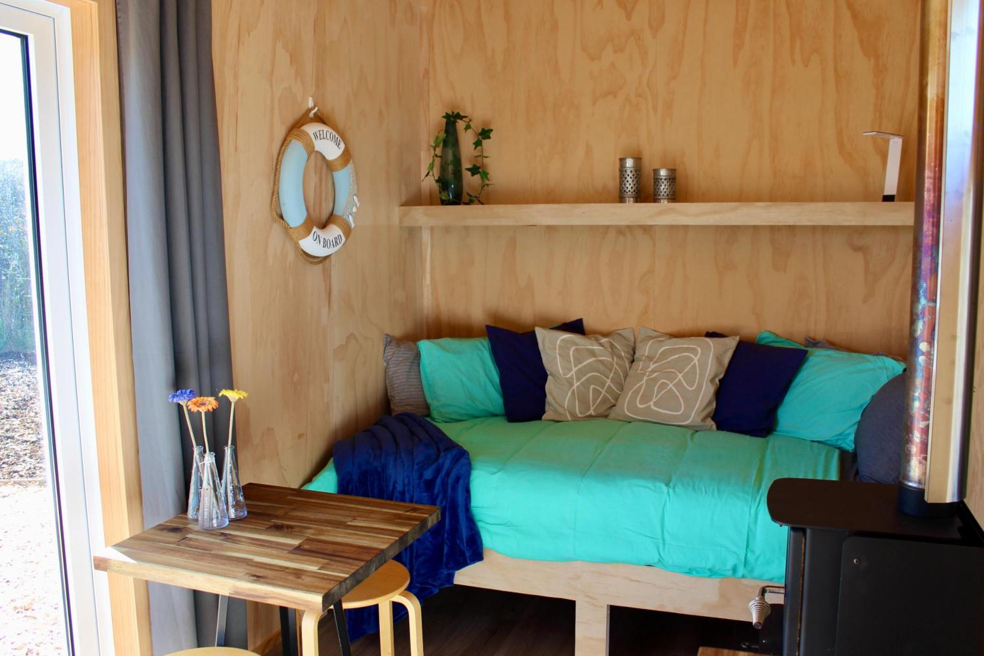 Cosy Tiny Container Cabin Carterton Exterior photo